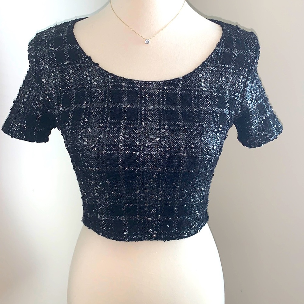 Crop Top - Picture 2 of 3